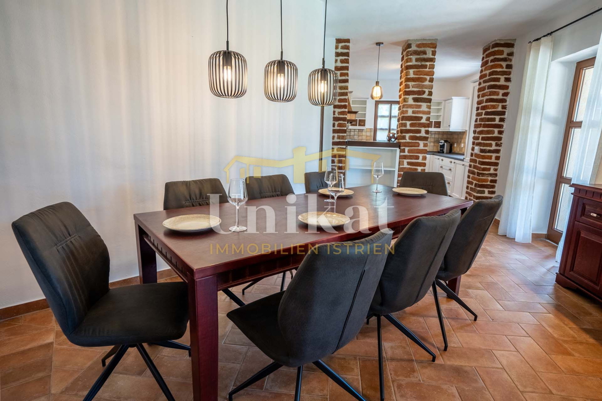 Poreč periferia: Villa in pietra con piscina